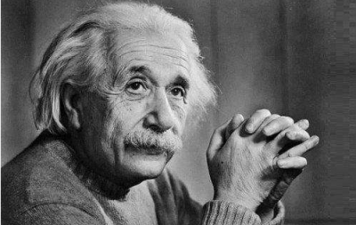 ​物理学家爱因斯坦智商是多少