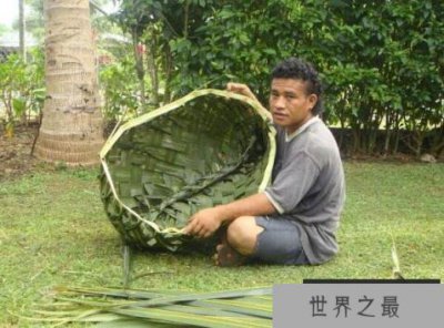 ​世界上最强壮的民族，萨摩亚人男性普遍高大健壮