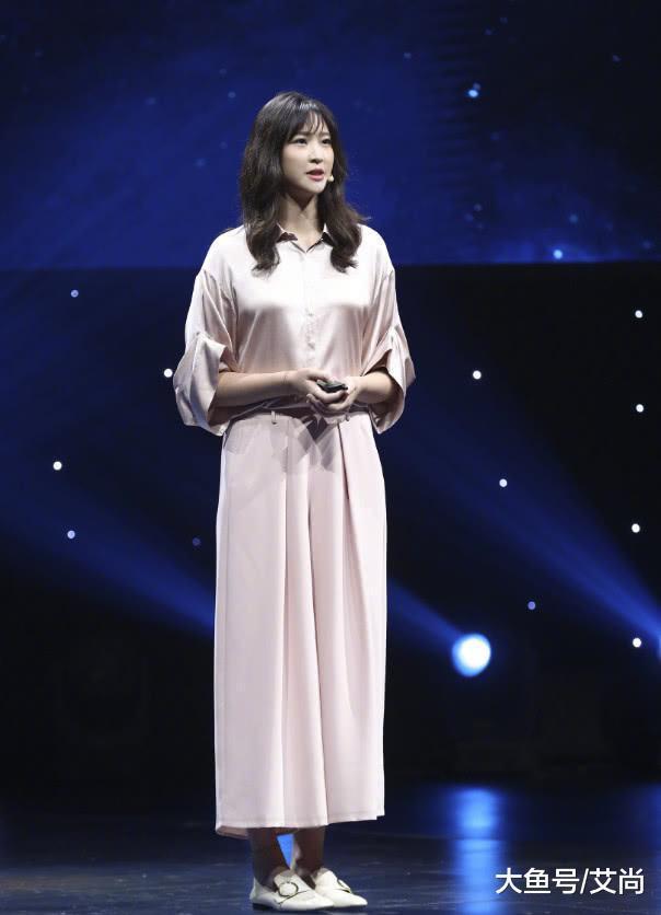 没想到惠若琪也是个时尚达人, 文艺与运动完美结合, 元气美少女呀