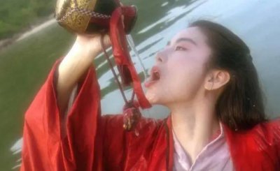 ​香港十部经典武侠电影排名 神雕侠侣和笑傲江湖上榜
