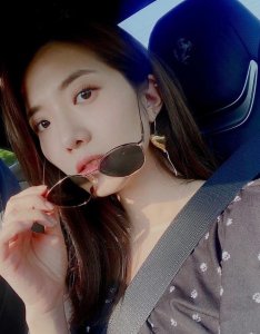 ​易车网初晓敏（车若初见主持人初晓敏老公是谁）