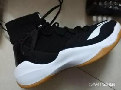 ​李宁音速6冬季版开箱 音速6冬季版脚感如何