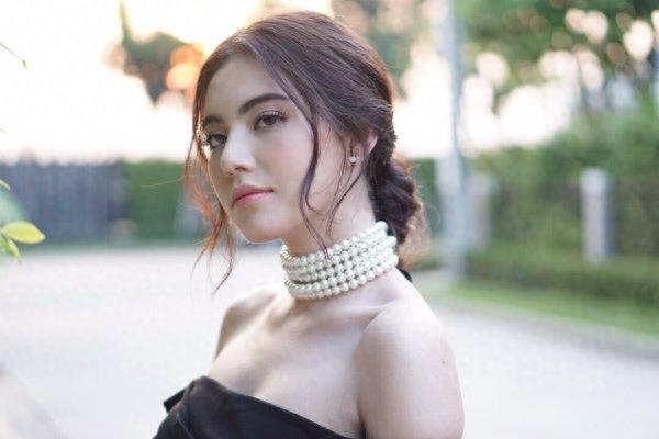 泰国比利时混血儿女星Mai-拥有模特身姿的可爱演员