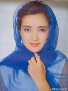 ​不老影视美女：何晴