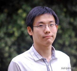 ​他被称为“清华学神”，本科达到博士水平，如今在麻省理工读博