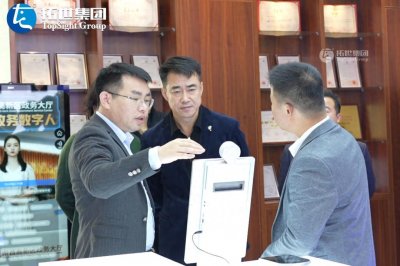 ​江西航天红源农业科技总经理孟凡明一行莅临拓世科技集团考察参观