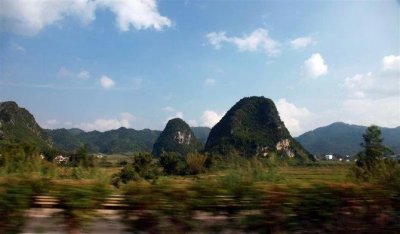 ​友谊关景区位于广西自治区凭祥市旧称镇南关也是我国九大名关之一