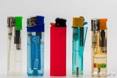 ​怎么打开啤酒瓶盖子(怎么用筷子打开啤酒瓶盖子)