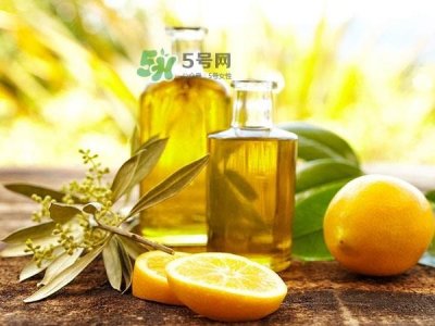 ​橄榄油美容怎么用？橄榄油的功效与作用