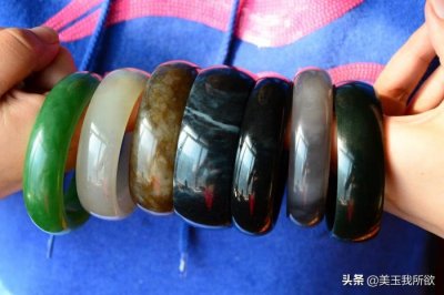 ​和田玉手镯鉴别（常见各种和田玉手镯合集）