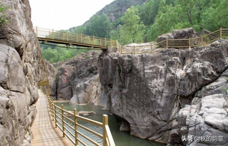 北京延庆百里画廊，实现“镇景合一”的大型国家4A级旅游景区