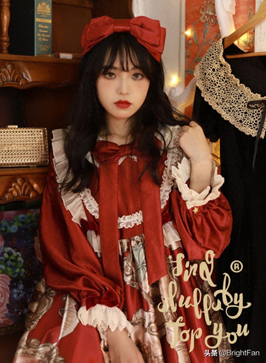 大眼睛萝莉美女女仆装俏皮养眼写真图片
