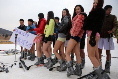​一年一度的“无裤日”，欧美人释放天性，在中国却寸步难行