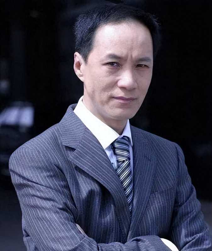 冯远征妻子宣布哀讯(冯远征妻子梁丹妮)