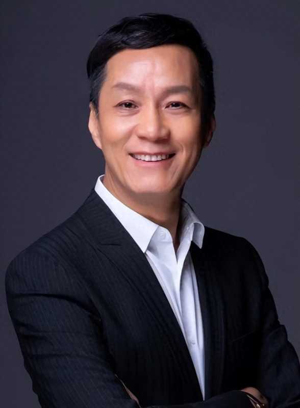 冯远征妻子宣布哀讯(冯远征妻子梁丹妮)