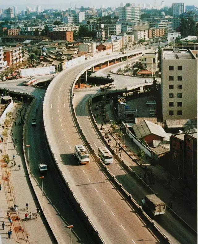 昆明一座最适合宜居的城市，你一定要来