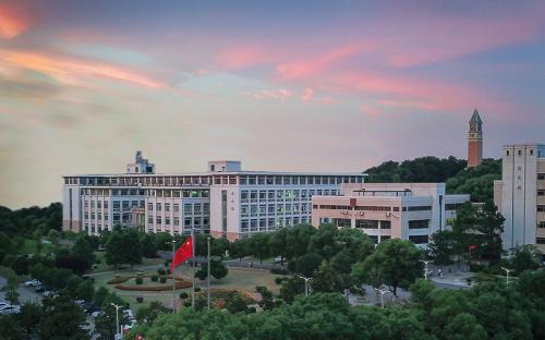 湖北专科学校排名榜(湖北省公办高职专科学校排行前十)插图3
