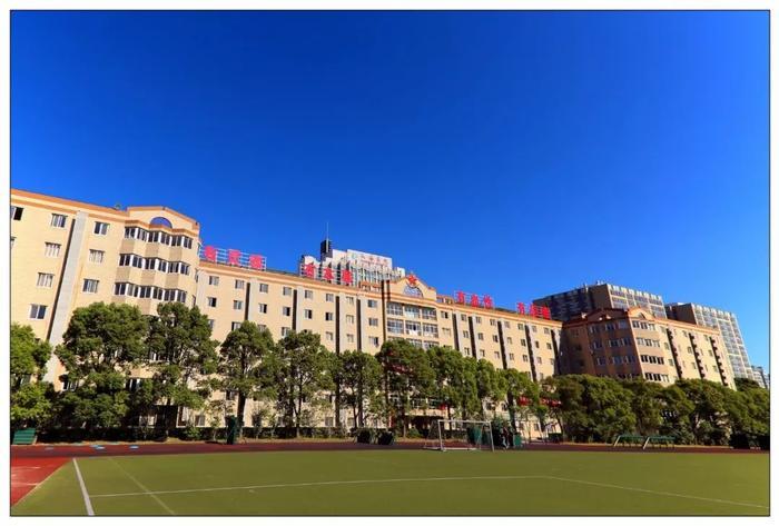 海军军医大学2025年普通高中毕业生招生简章(附招生计划)