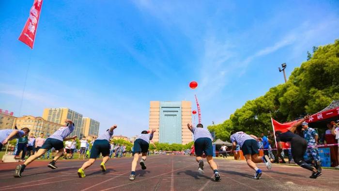 海军军医大学2025年普通高中毕业生招生简章(附招生计划)