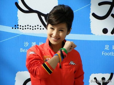 春妮:23岁与蒋虎结婚,38岁与郭德纲传绯闻,40岁嫁给央视"名嘴"