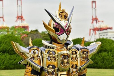 ​平成假面骑士五大终极黄金形态，无敌玩家最铁血，黄金时王最显摆