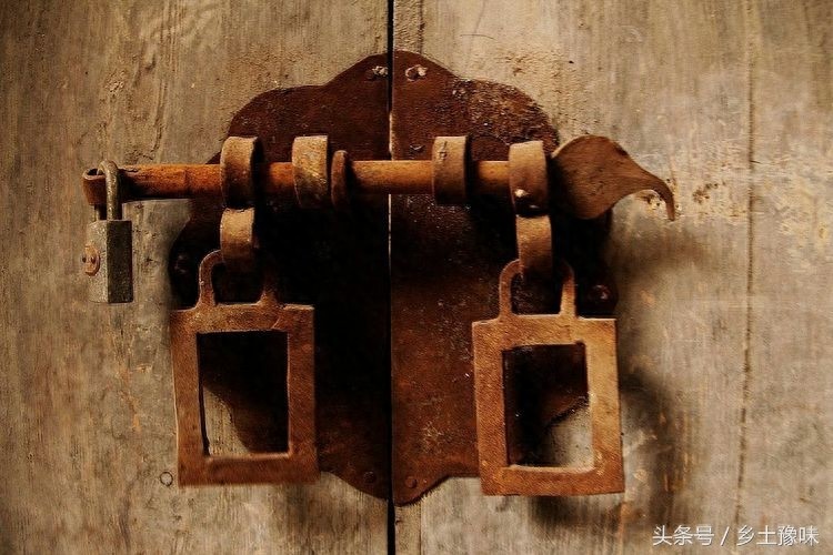 古代的门环奇形百态，各有各的寓意，认识3个的就能成为专家了！