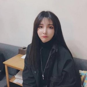 女装大佬艾比线下照曝光,见面后真人让网友感叹:比女人还像女人