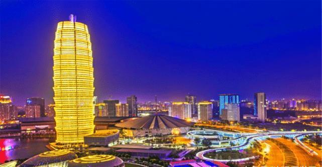 中国有十个国家级城市群,五个单核发展,四个没有国家中心城市