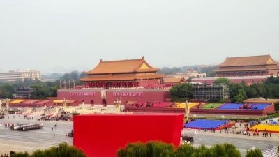 ​国庆70周年航拍看阅兵（高空俯拍国庆70周年阅兵）