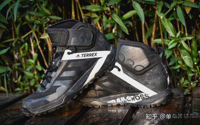 山地车手必看！九大保命装备护你越野周全-