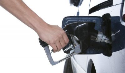 ​汽车抽油最简单的方法