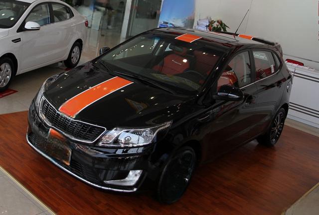 起亚K2外观改装-