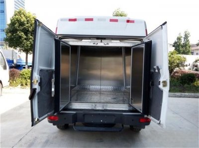 ​依维柯冷藏车