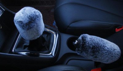 ​冬天挂挡特别沉怎么回事