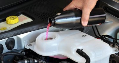 ​自己买冷却液直接加可以吗