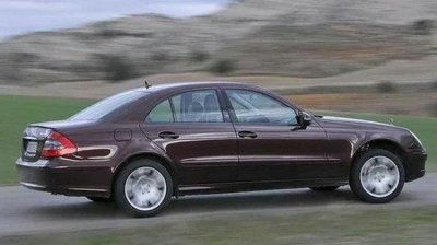 ​奔驰E200怎么样值得买吗