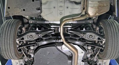 ​车子底盘磕了一下要不要紧