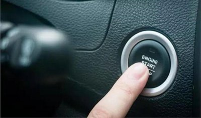 ​汽车启动后有哒哒哒的声音怎么回事