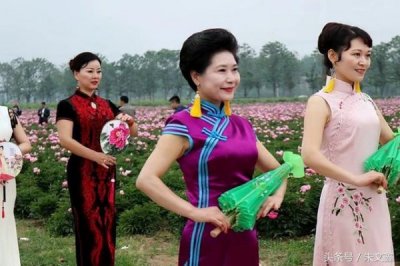 ​古井镇封坛原浆酒旗袍(古井镇封坛原浆酒价格及图片)