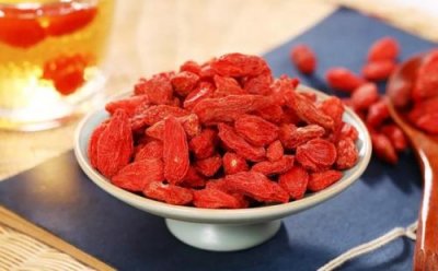 ​吃桂圆的好处与功效(吃桂圆的好处和坏处)