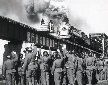 ​1983年铁道兵被撤销,司令员和政委都是开国上将,他们哪里去了