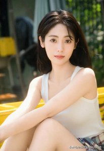 ​上海戏剧学院美女邢菲