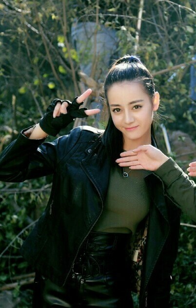 迪丽热巴-关小迪（图源自网络，如有雷同纯属巧合）