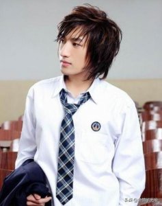 ​曾被称为“内地周杰伦”的后弦，才华横溢，为什么会不火？