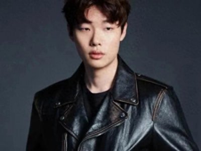 ​柳俊烈李惠利分手内幕曝光：去年11月正式告别新恋情传闻成导火索