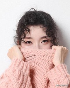 ​98K女神天海猫名不虚传！虎牙首秀开启，不吃十鸡不下播