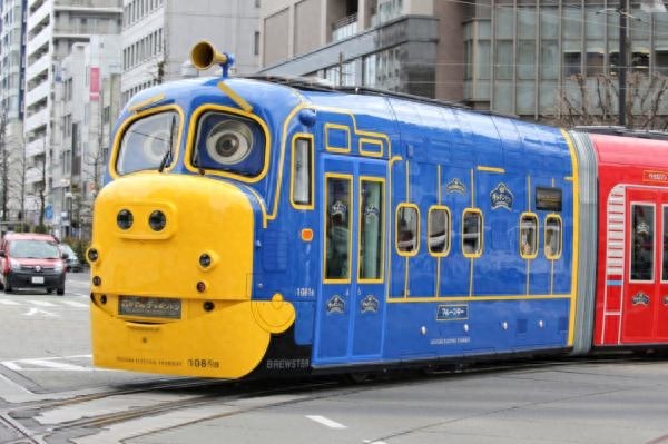 卡哇伊！日本冈山“恰恰特快车”系列卡通主题电车正式投运