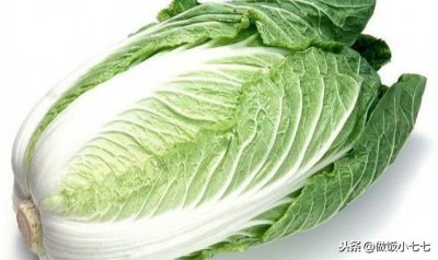 ​教你做又大又白的白菜包子，不需要发酵，吃起来香软可口，特好吃