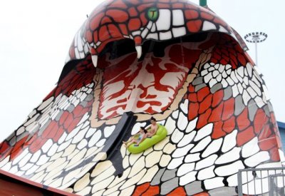 ​天津欢乐水魔方正式开园 7月1日夜场开启