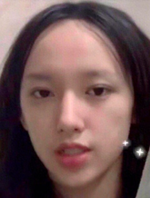 程潇的发际线这是咋了?才21岁头发肉眼可见的少